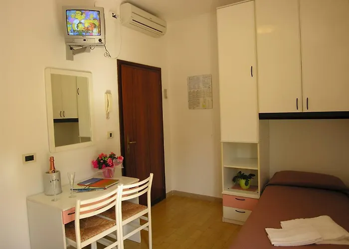 فندق Garni Tahiti 2*