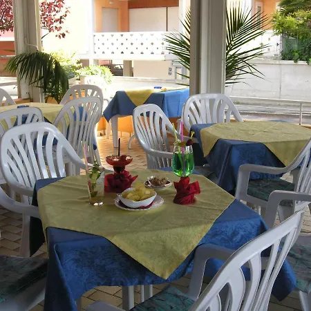 Garni Tahiti 2*